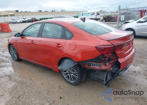 2024 Kia Forte Gt-Line from USA, damaged, VIN 3KPF54AD5RE731242